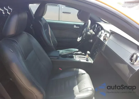 2007 Ford Mustang Gt Deluxe/Gt Premium z USA, uszkodzony, nr VIN 1ZVHT82H275224554